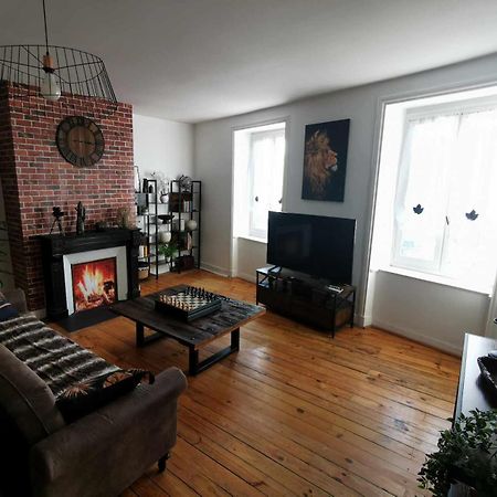 Bel Appartement De 1 A 7 Personnes Ambert Esterno foto