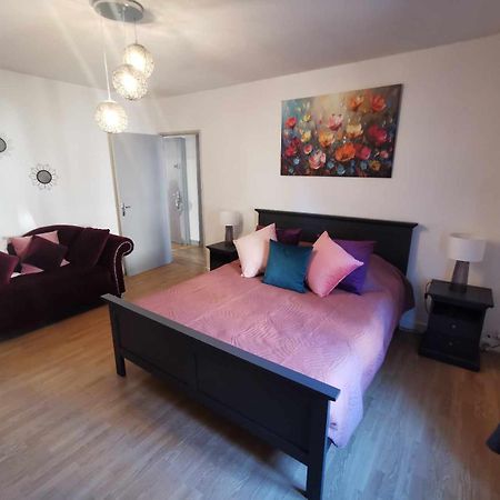 Bel Appartement De 1 A 7 Personnes Ambert Esterno foto