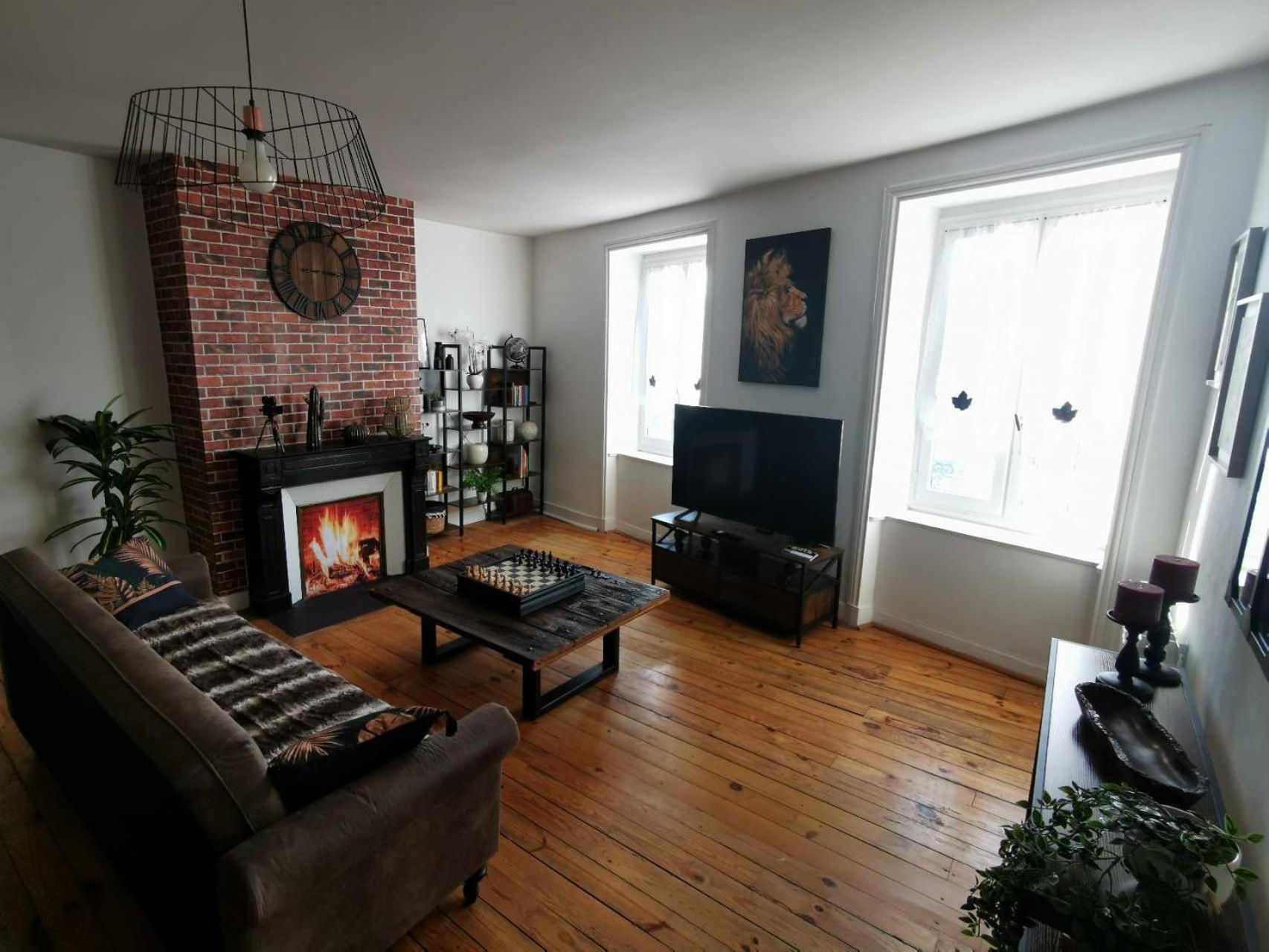 Bel Appartement De 1 A 7 Personnes Ambert Esterno foto