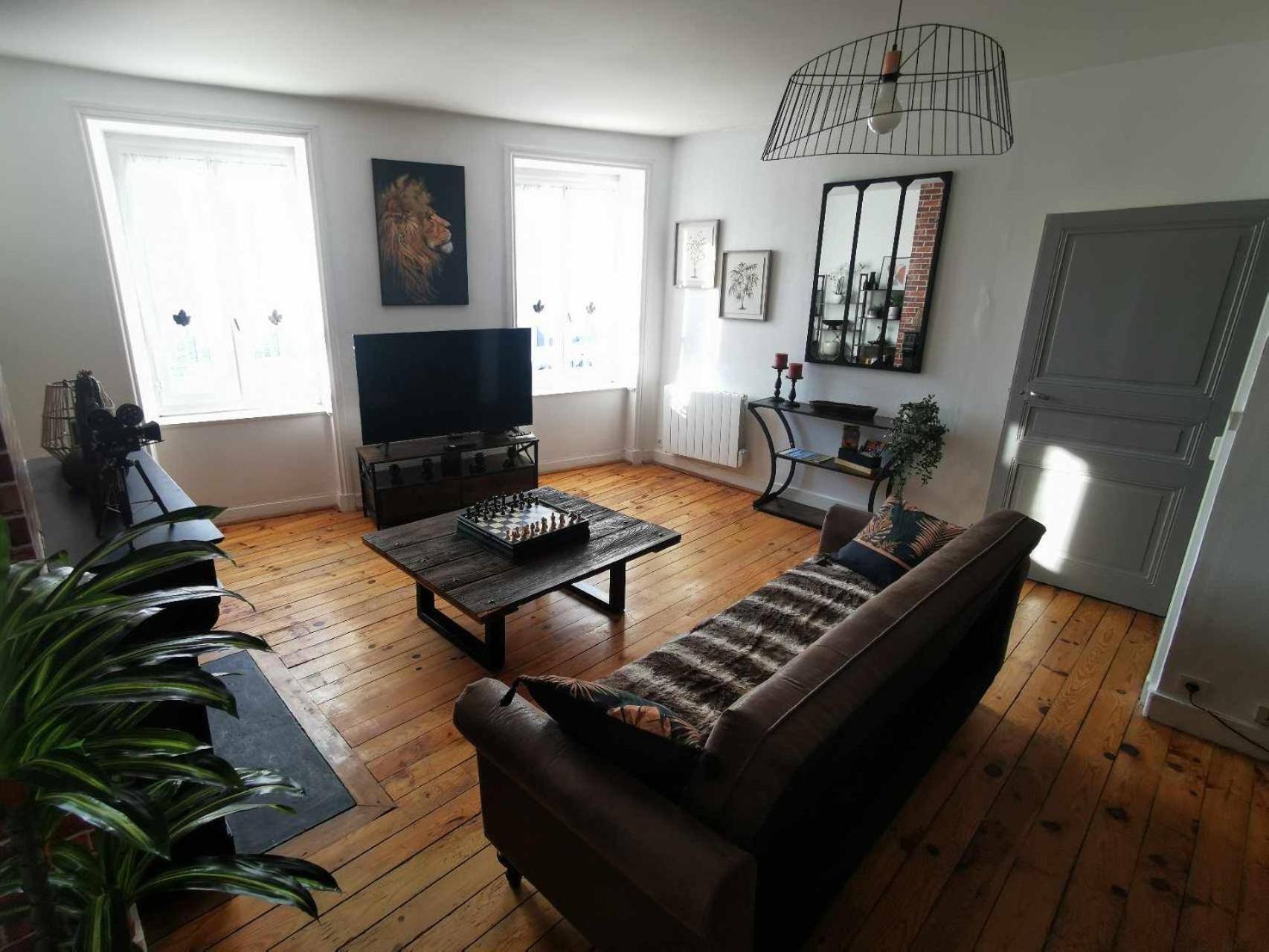 Bel Appartement De 1 A 7 Personnes Ambert Esterno foto